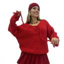 maglione con apertura regolabile sul davanti laccio